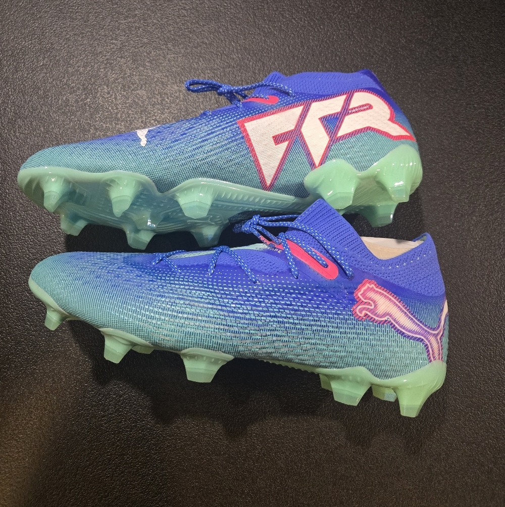 Puma Future 7 Ultimate FG/AG, Size 9.5 Soccer Cleats